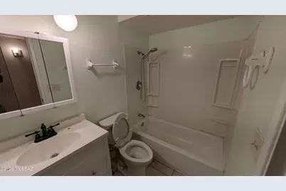 25 E Los Reales Road, Tucson, AZ 85756 - Photo 9