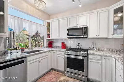 2379 E Nasturtium Street, Oro Valley, AZ 85755 - Photo 15