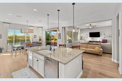 2431 N Wychwood Court, Tucson, AZ 85749 - Photo 9