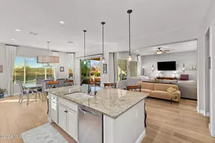 2431 N Wychwood Ct, Tucson, AZ 85749 - Photo 9