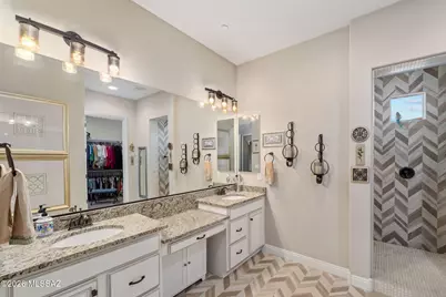 2431 N Wychwood Court, Tucson, AZ 85749 - Photo 15