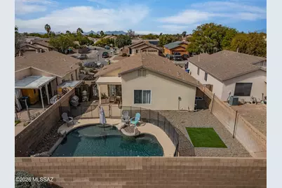 7677 S Meadow Spring Way, Tucson, AZ 85747 - Photo 7