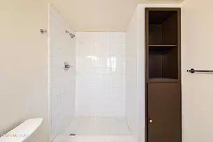 5901 N Oracle Rd, Tucson, AZ 85704 - Photo 23