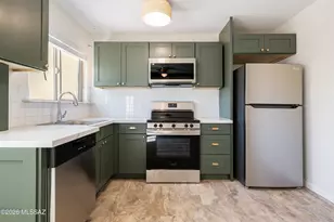5901 N Oracle Rd, Tucson, AZ 85704 - Photo 17