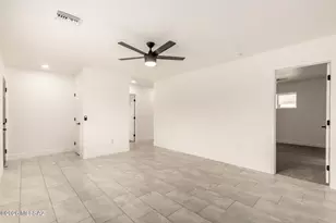 417 S Kenyon Dr, Tucson, AZ 85710 - Photo 7