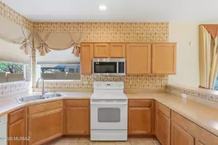 179 E Camino Del Abeto, Sahuarita, AZ 85629 - Photo 13