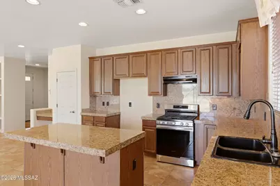 792 W Paseo Celestial, Sahuarita, AZ 85629 - Photo 11