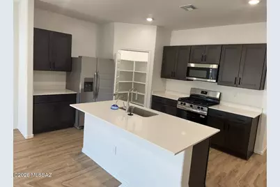 1118 S Grantham Drive, Vail, AZ 85641 - Photo 1