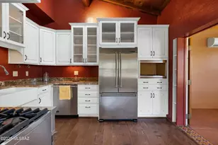 1045 N 3rd Ave, Tucson, AZ 85705 - Photo 13