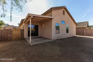 8046 W Misty Brook Pl, Tucson, AZ 85743 - Photo 25