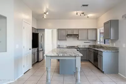 9005 E Sugar Sumac Street, Tucson, AZ 85747 - Photo 9