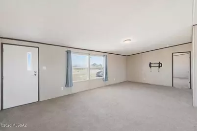 12805 W Crystal Rose Lane, Tucson, AZ 85743 - Photo 3