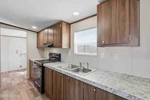 12805 W Crystal Rose Ln, Tucson, AZ 85743 - Photo 9