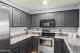 6017 S Sweet Birch Ln, Tucson, AZ 85747 - Photo 7