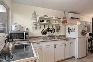 314 E 2nd St, Tucson, AZ 85705 - Photo 41