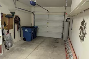 840 W Via Rio Fuerte, Green Valley, AZ 85614 - Photo 11