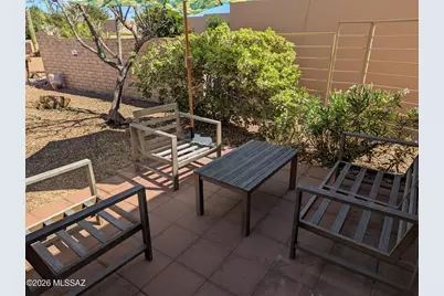 840 W Via Rio Fuerte, Green Valley, AZ 85614 - Photo 13