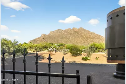 8625 N Sunnyslope Drive, Tucson, AZ 85704 - Photo 3