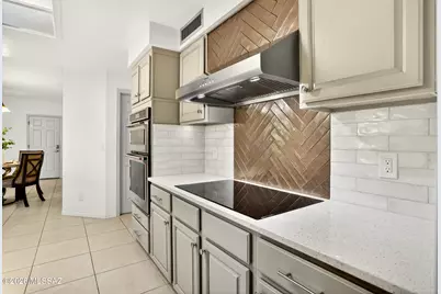 8625 N Sunnyslope Drive, Tucson, AZ 85704 - Photo 13