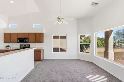 1510 N Sage Sparrow Road, Green Valley, AZ 85614 - Photo 9