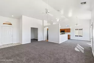 1510 N Sage Sparrow Rd, Green Valley, AZ 85614 - Photo 7