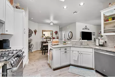 1116 W Calle Fuente De Carino, Sahuarita, AZ 85629 - Photo 15
