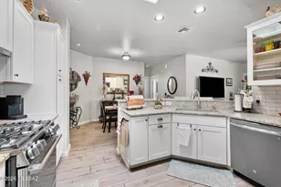 1116 W Calle Fuente de Carino, Sahuarita, AZ 85629 - Photo 15