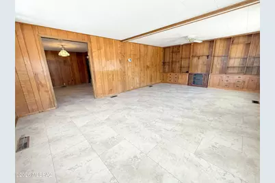 10675 N Kilimanjaro Avenue, Tucson, AZ 85737 - Photo 9