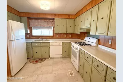 10675 N Kilimanjaro Avenue, Tucson, AZ 85737 - Photo 13