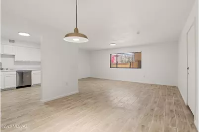 6342 N Barcelona Lane #114, Tucson, AZ 85704 - Photo 5