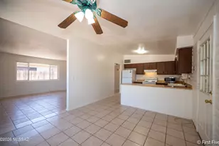 802 E Graybill Dr, Tucson, AZ 85719 - Photo 3