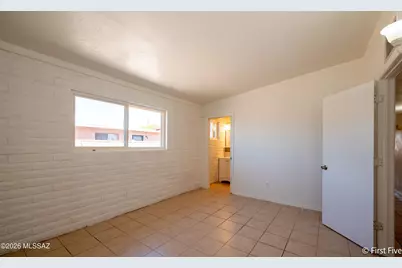 802 E Graybill Drive #1, Tucson, AZ 85719 - Photo 15