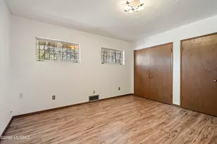 9240 E Sierra St, Tucson, AZ 85710 - Photo 25