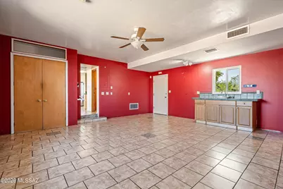 9240 E Sierra Street, Tucson, AZ 85710 - Photo 17