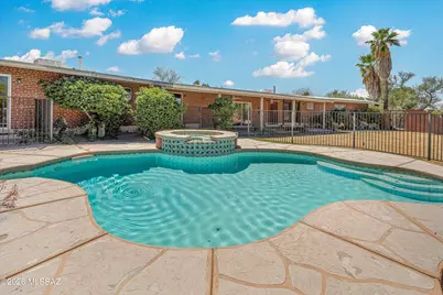 9240 E Sierra Street, Tucson, AZ 85710 - Photo 31