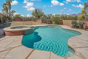 9240 E Sierra St, Tucson, AZ 85710 - Photo 31