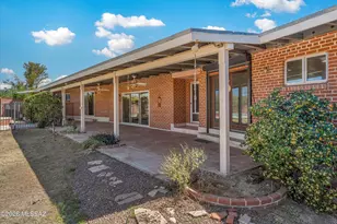 9240 E Sierra St, Tucson, AZ 85710 - Photo 33