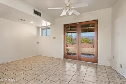 9240 E Sierra Street, Tucson, AZ 85710 - Photo 13