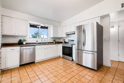 2568 W Calle Genova, Tucson, AZ 85745 - Photo 5