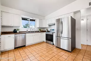 2568 W Calle Genova, Tucson, AZ 85745 - Photo 5