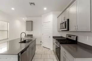 12727 E Joffroy Dr, Vail, AZ 85641 - Photo 7