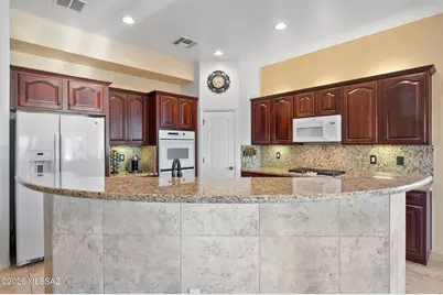 1175 W Calle Artistica, Green Valley, AZ 85614 - Photo 13