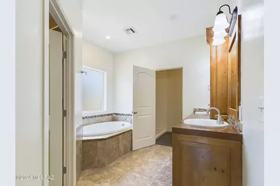 3889 W Valley View Road, Thatcher, AZ 85552 - Photo 17