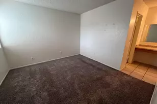 836 S Langley Ave, Tucson, AZ 85710 - Photo 7