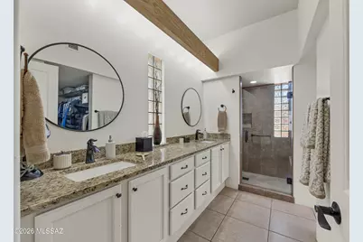 11792 N VÃ­a De La Verbenita, Oro Valley, AZ 85737 - Photo 13