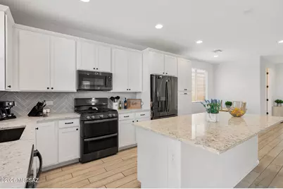 12092 E Ryscott Circle, Vail, AZ 85641 - Photo 13