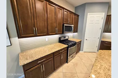 209 E Brookdale Way, Oro Valley, AZ 85755 - Photo 9