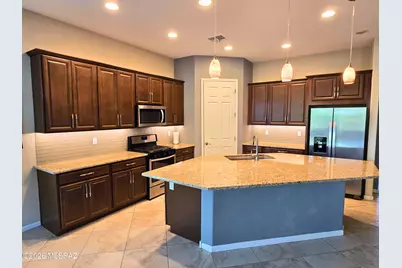 209 E Brookdale Way, Oro Valley, AZ 85755 - Photo 3