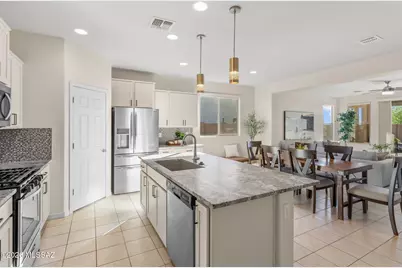 11899 N Raphael Way, Tucson, AZ 85742 - Photo 5