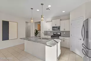 11899 N Raphael Way, Tucson, AZ 85742 - Photo 7